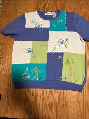 ALFRED DUNNER SWEATER SHORT SLEEVE M CARIBBEAN COOL EMBROIDERY FLORAL PALM TREES
